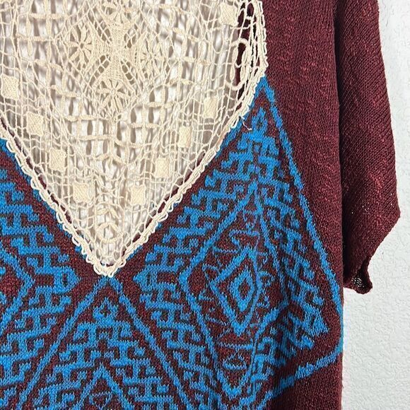 Umgee Burgundy Blue Ethnic Pattern Knitted Fringe Boho Shrugs Women's M/L‎ - Picture 5 of 6